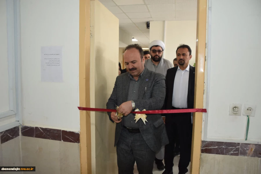 ❇️در آیین تجلیل از اساتید سرآمد آموزشی دانشکده ملی مهارت دختران سنندج 5