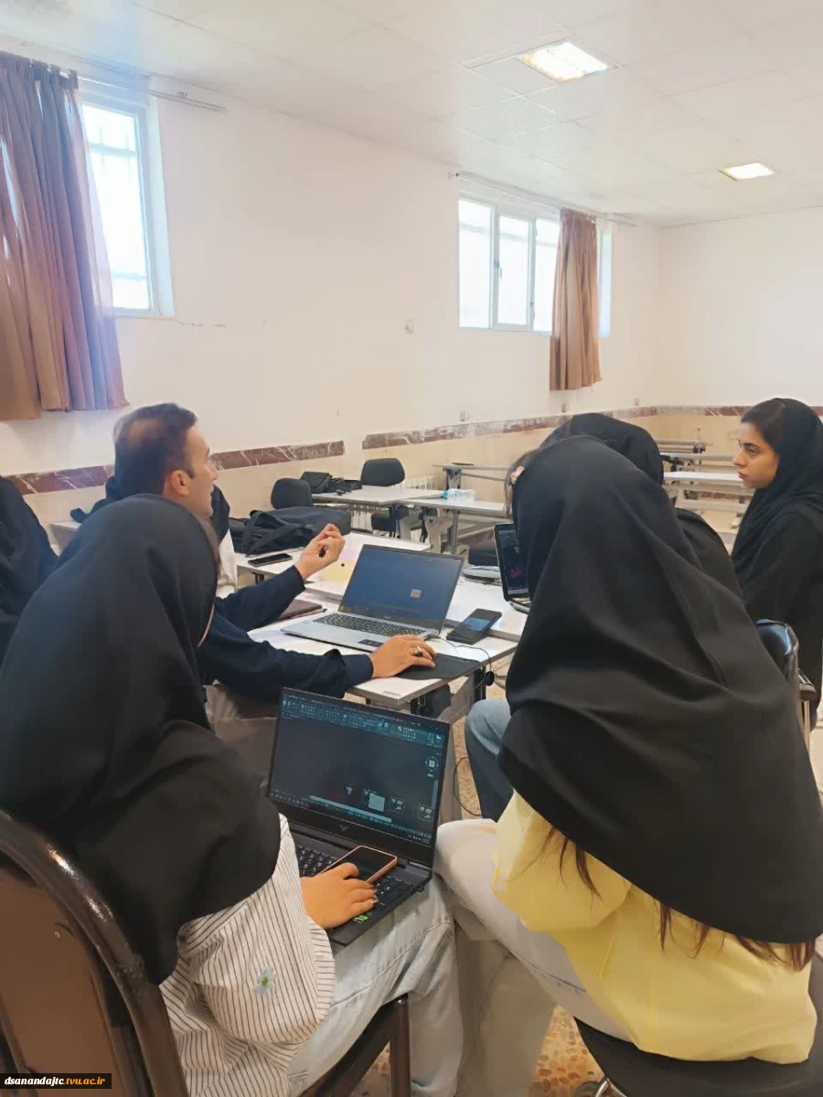 بازدید رئیس دانشگاه ملی مهارت واحد استانی کردستان 3