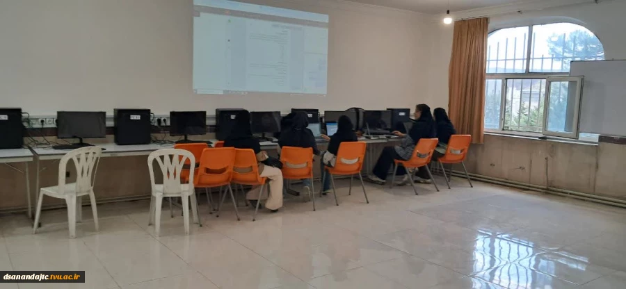 بازدید رئیس دانشگاه ملی مهارت واحد استانی کردستان 8
