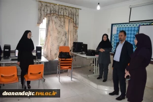بازدید رئیس دانشگاه ملی مهارت واحد استانی کردستان 5