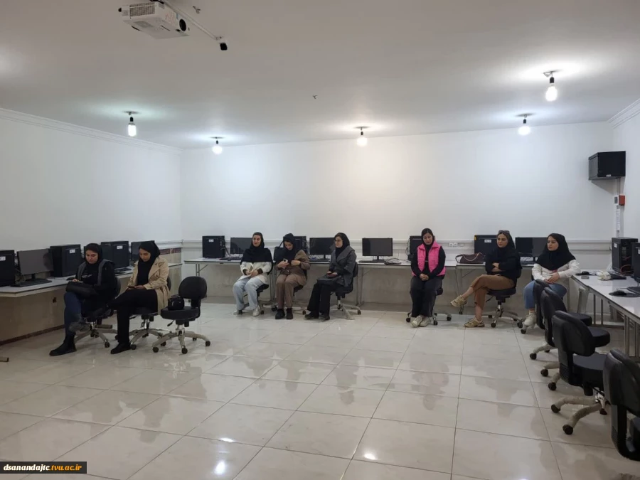 شروع کلاسهای عملی دانشکده ملی مهارت دختران سنندج 2