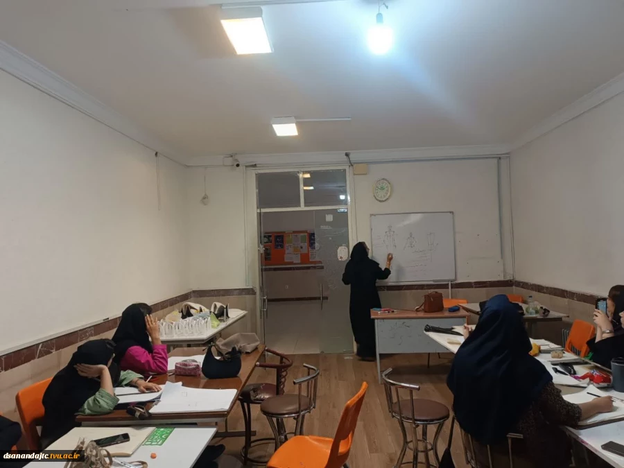 شروع کلاسهای عملی دانشکده ملی مهارت دختران سنندج 3