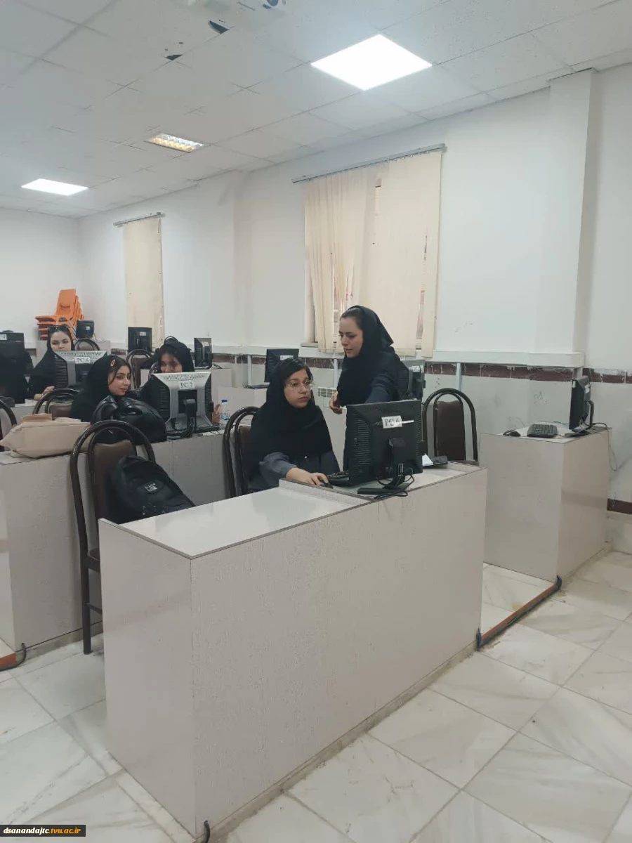 نمایه ای از گامهای عملی  آموزشکده ملی مهارت دختران سنندج 12