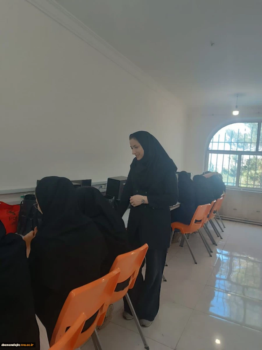 نمایه ای از گامهای عملی  آموزشکده ملی مهارت دختران سنندج 30